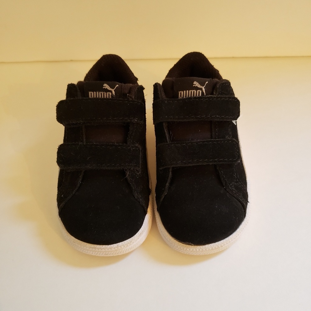 Sneakers - Picture 3 of 6